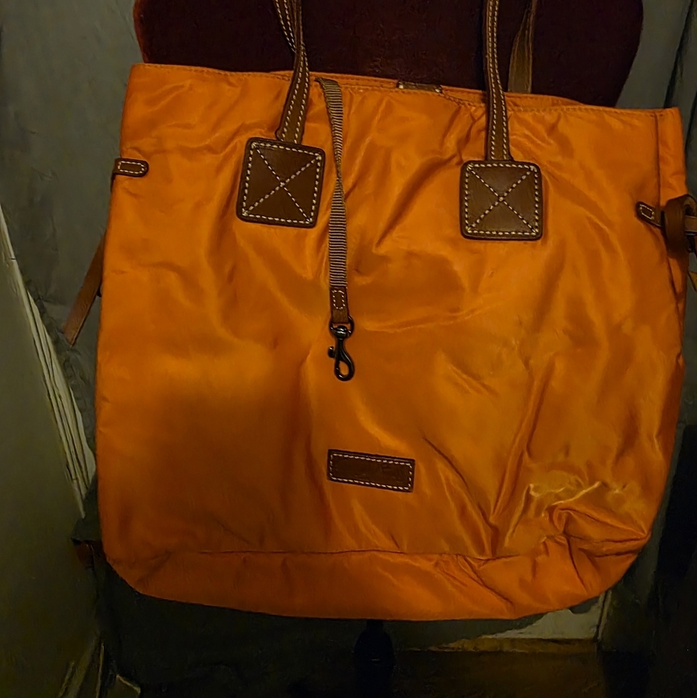 Dooney Bourke tote